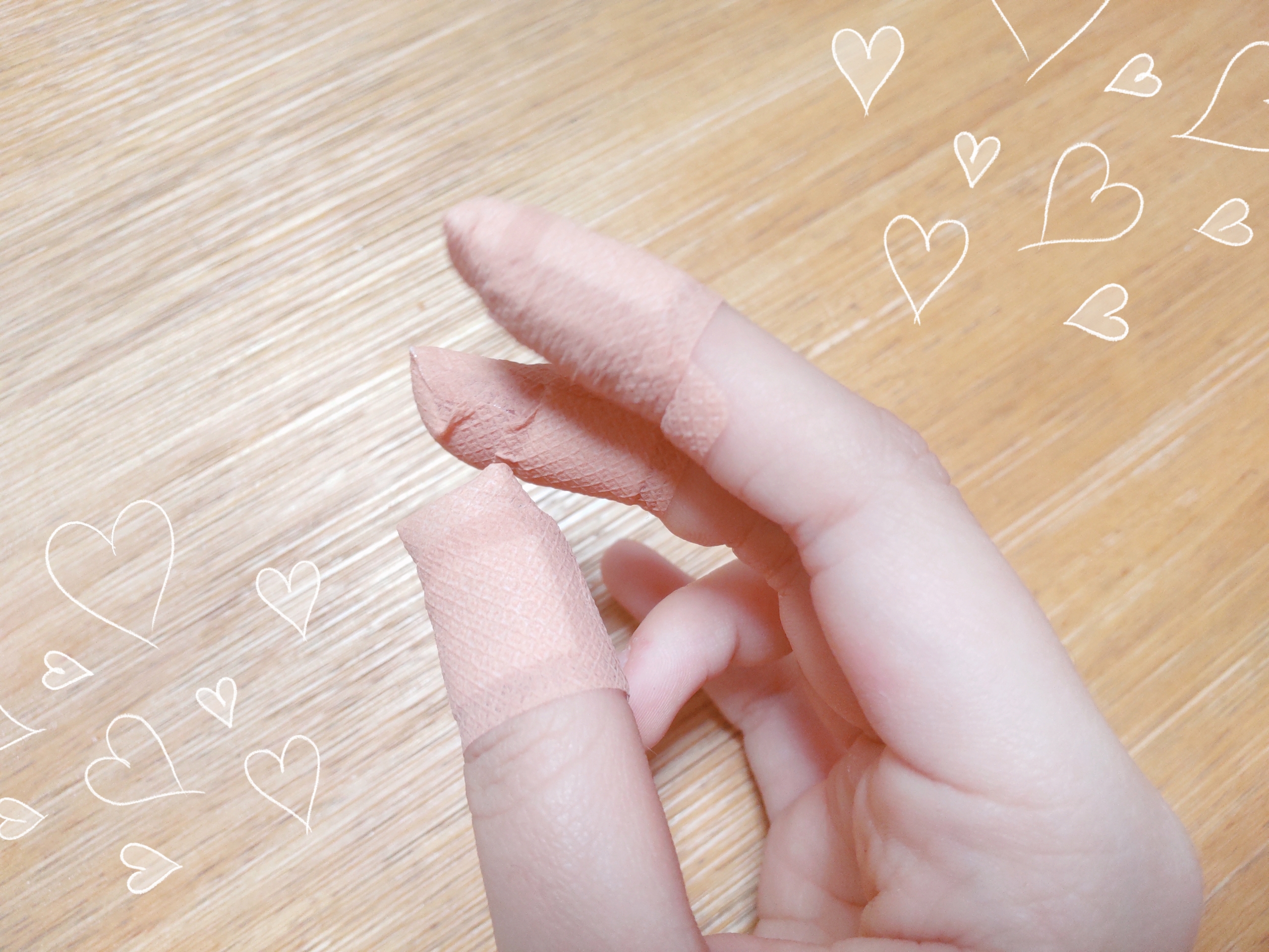 指の皮をむく癖の治し方｜「皮膚むしり症」絆創膏の綺麗な貼り方